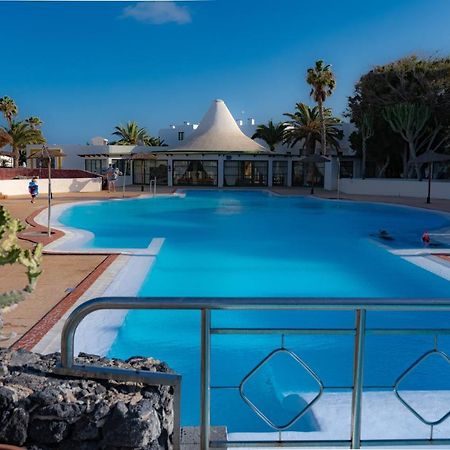 Cozzy Apartment Con Vista Al Mar Costa Teguise Extérieur photo